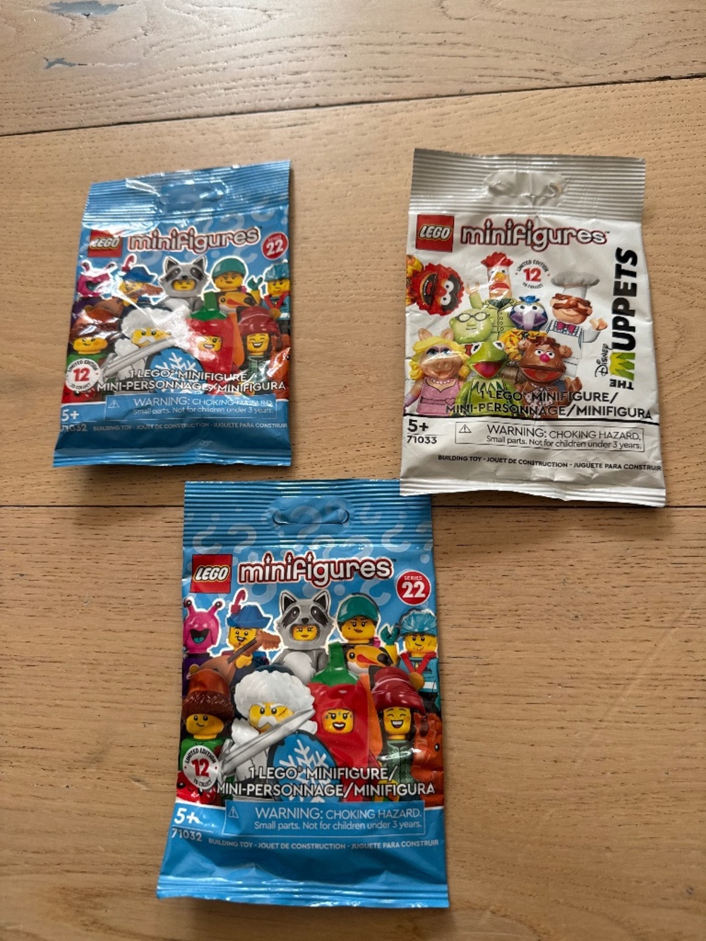 New lego mini figures lot